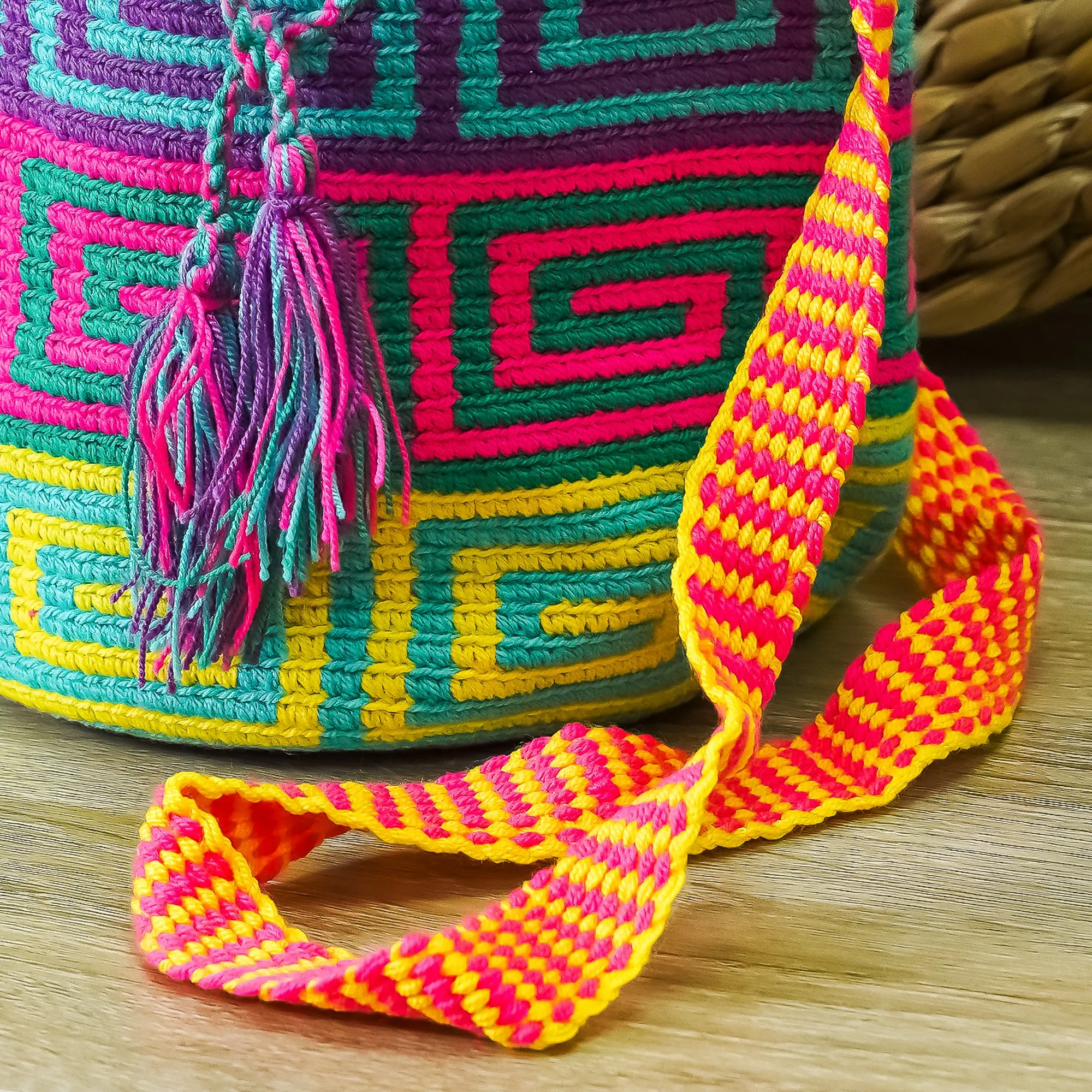 Colombian Handmade Bag (Wayuu - Model #8)