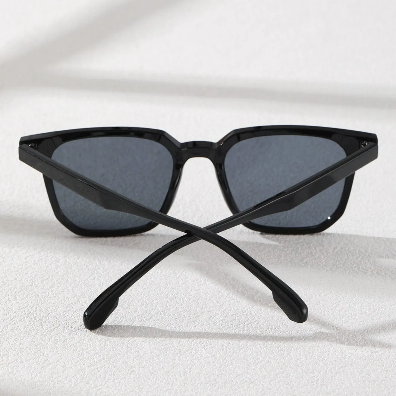 Jollynova Geometric Frame Fashion Glasses