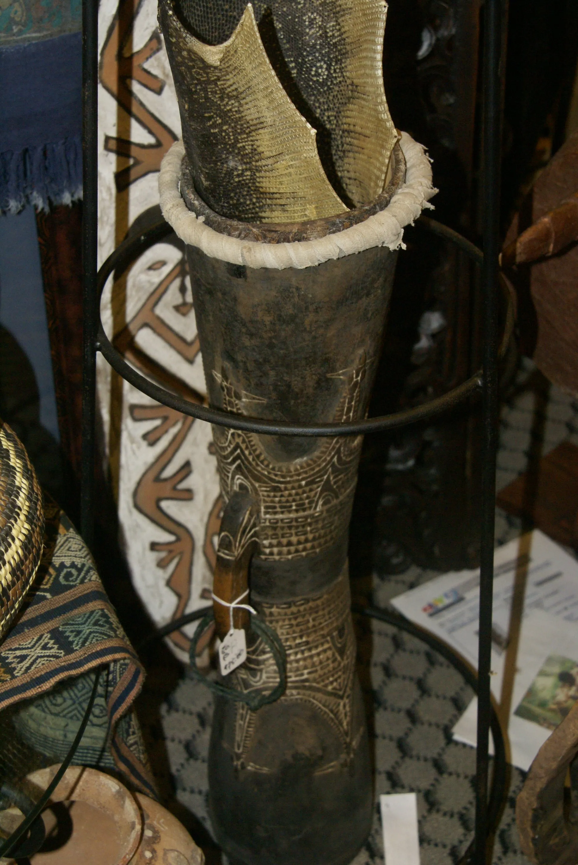 Rare One of a Kind Tribal Older Wood Kundu Hourglass Hand Held Drum, Hand Carved Percussion Instrument with Motifs Enhanced with White Lime (Still Apparent), Siassi Islands, Papua New Guinea 1980's, Melanesia 42A3